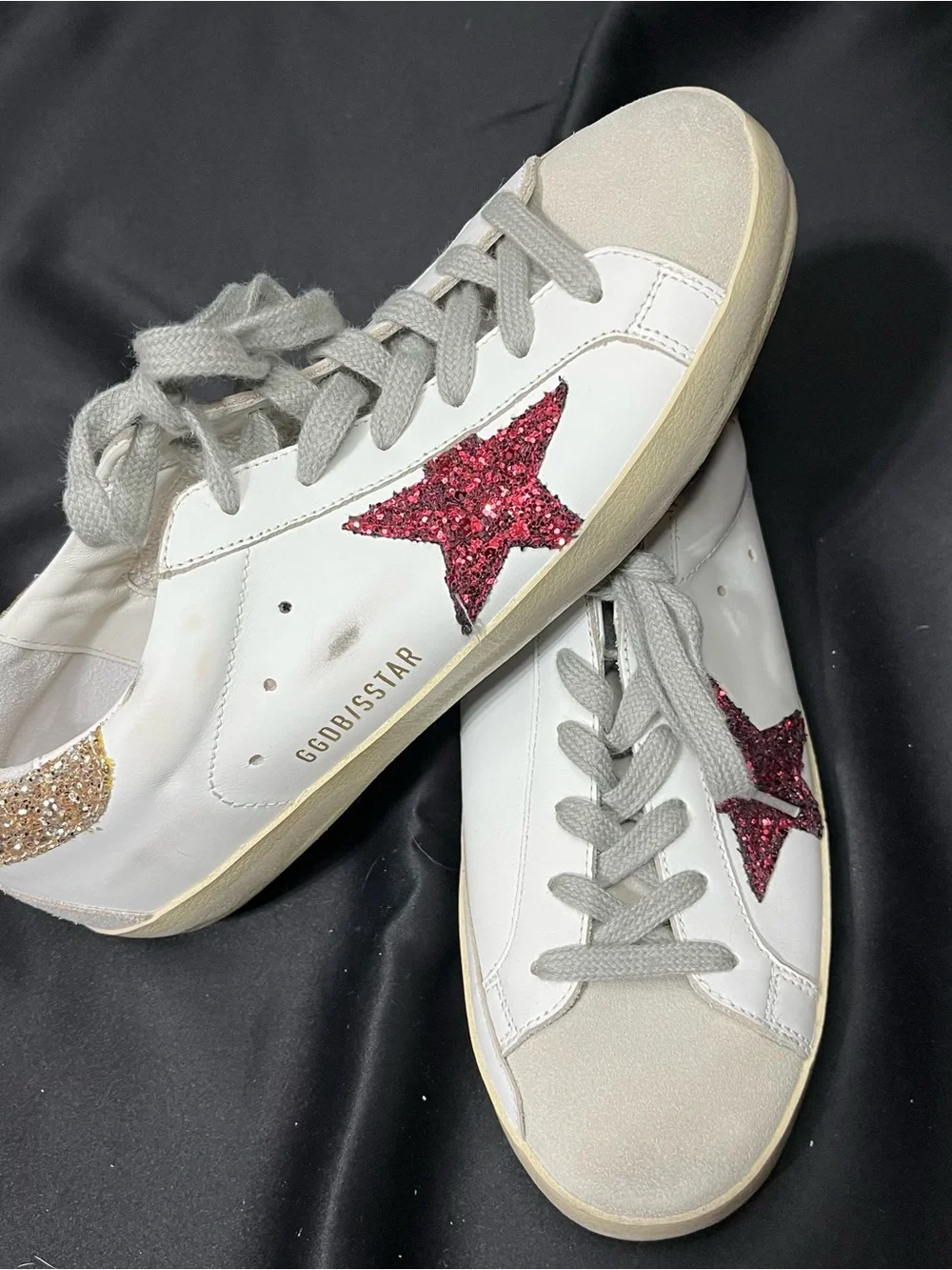 Golden Goose White Sneakers with Red Glitter Star - Picture 2 of 5